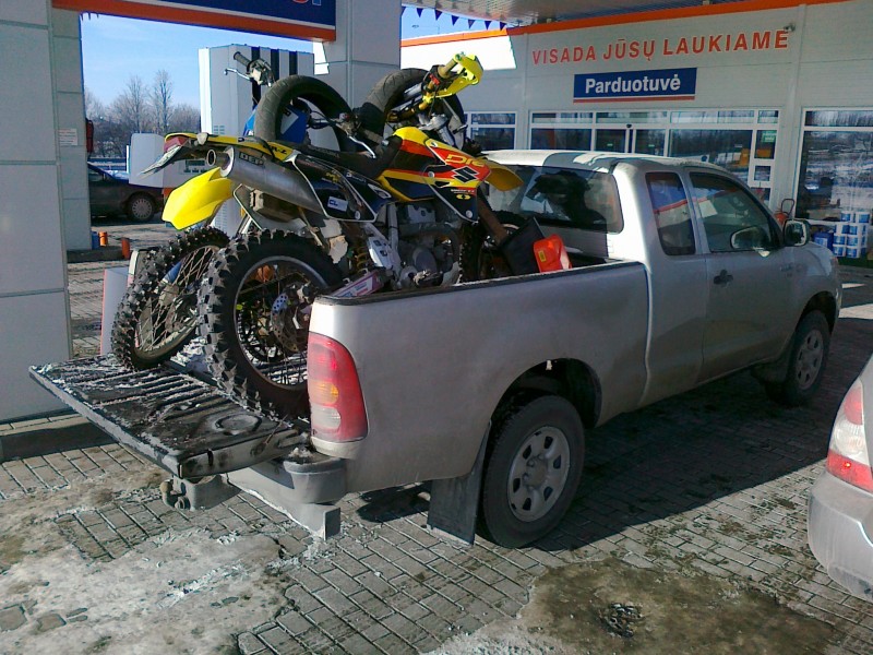 20120211489.jpg